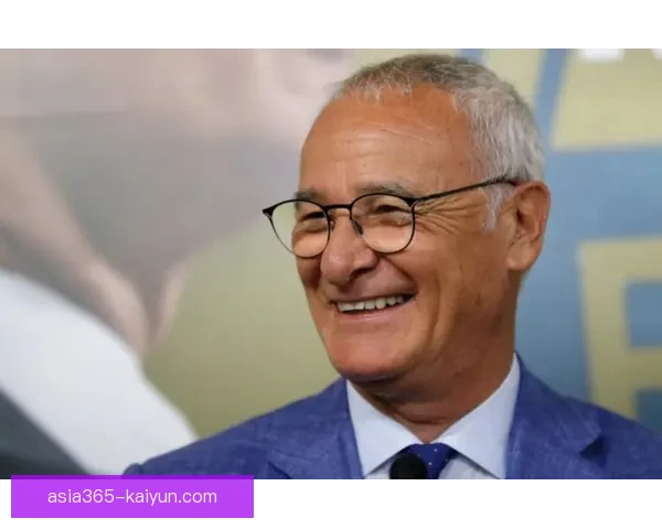 梅赫伦近期表现稳健，战术调整引人关注，未来赛事值得期待。